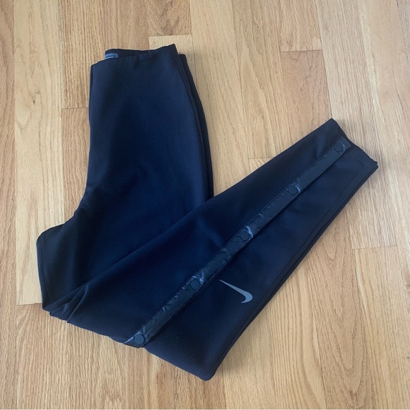 Nike Pants Women’s Sportswear City Ready Snap Leg Size XS Black CJ4022-010 - Picture 6 of 12